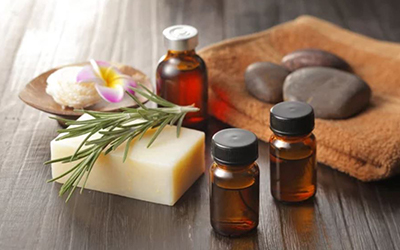 油やホホバオイル